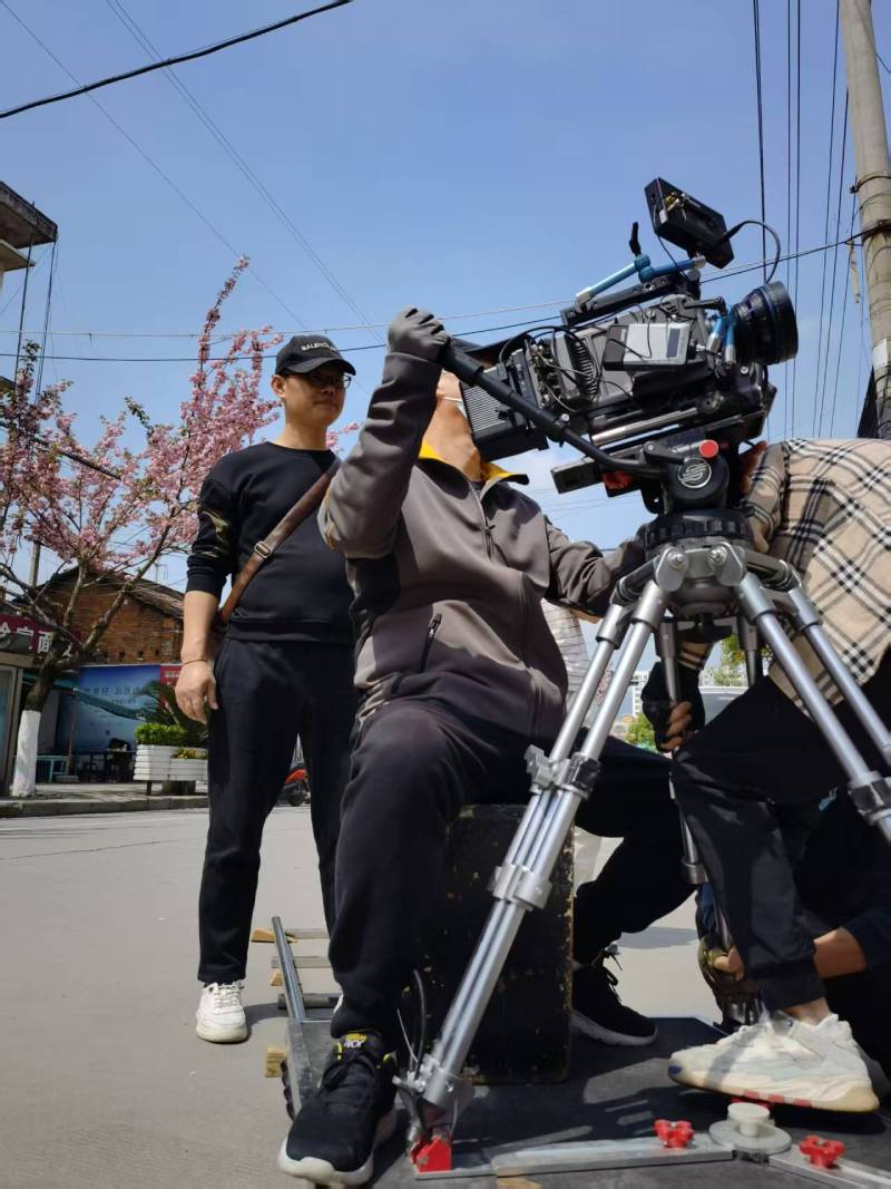 兴庆区广告片拍摄：快消品牌爆款之选，网感内容适配社媒传播！